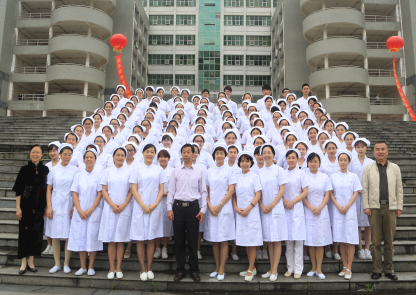 【护理学院】天使在人间 薪火永相传----南华大学护理