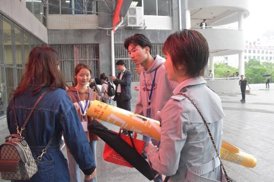 https://qqadapt.qpic.cn/txdocpic/0/2fce8a372dca682e60e48be9e28a8339/0?_type=jpeg