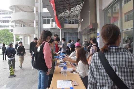 https://qqadapt.qpic.cn/txdocpic/0/9db91af73ac2596eab108907cb2e2f9b/0?_type=jpeg