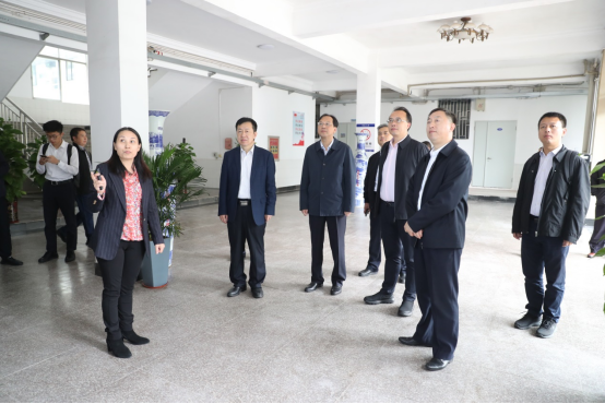 中核集团总经理助理孟琰彬一行来校考察