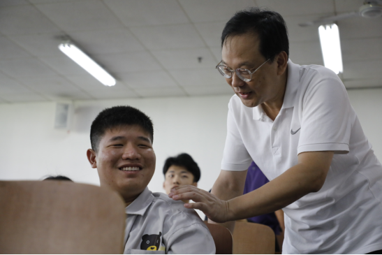 南华大学领导检查开学教学工作