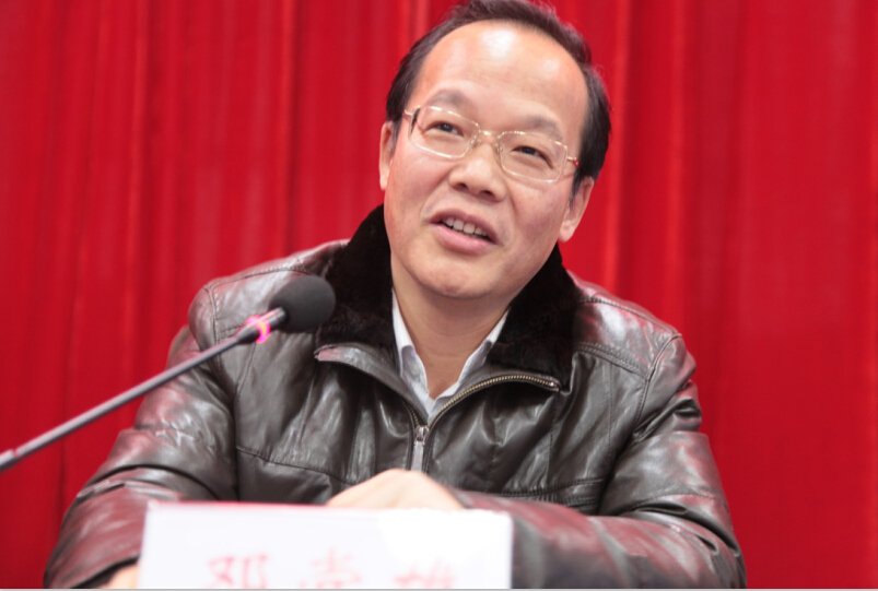 省教育考试院信息处副处长陶正武,市教育考试院副院长谢益民,市无线电